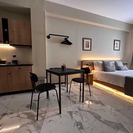 Potnia Athens Lägenhet Exteriör bild